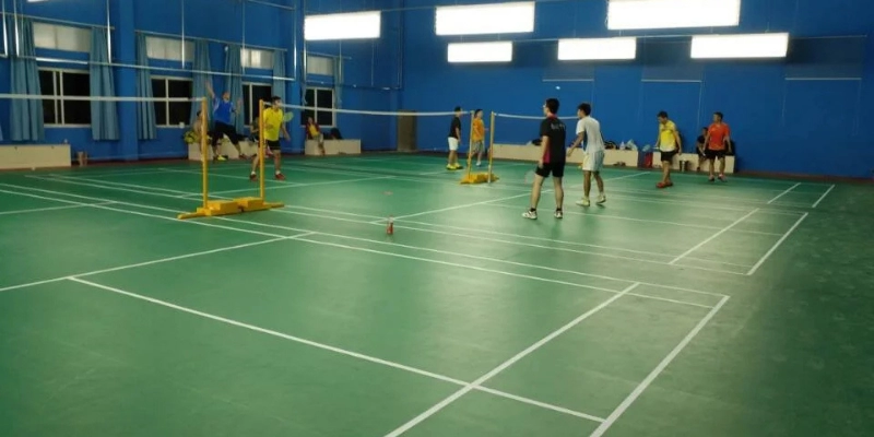 Chiều Cao Trần Tối Thiểu Cho Sân Cầu Lông Trong Nhà