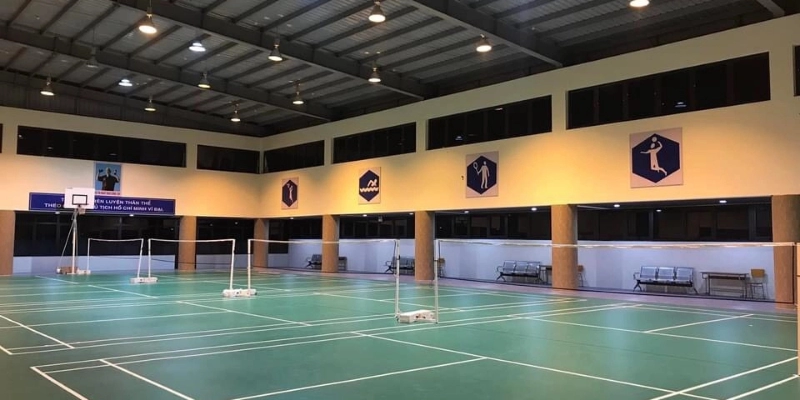 Thiết Kế Sân Cầu Lông Tại Nhà Cần Lưu Ý Gì