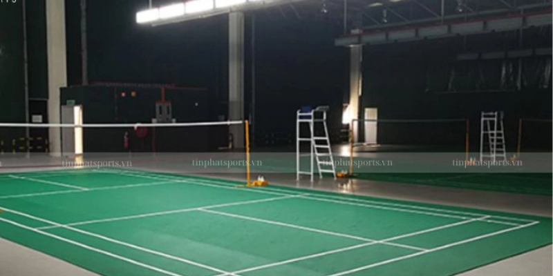 Kinh Nghiệm Cải Tạo Nhà Xưởng Cũ Thành Sân Cầu Lông